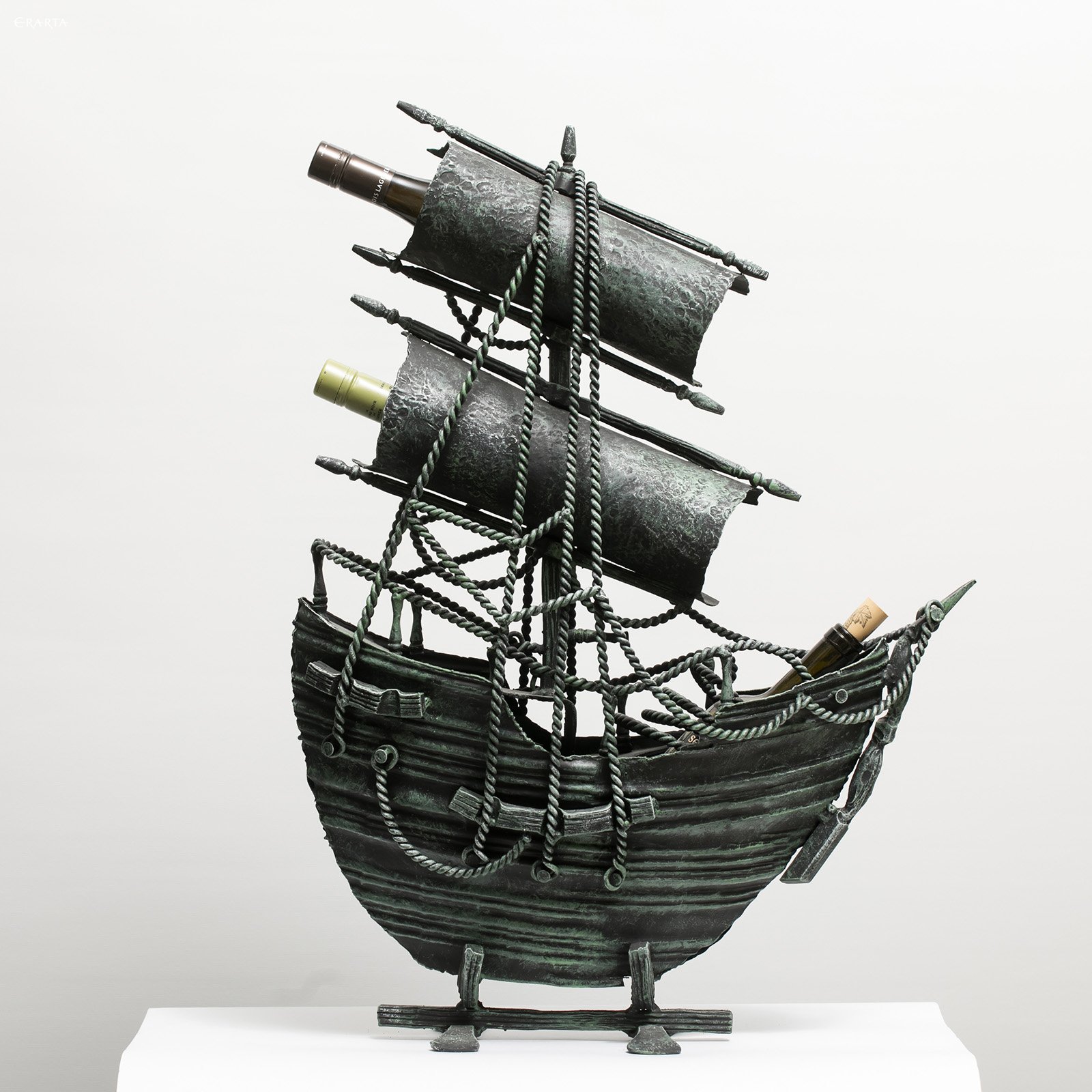 Bottle stand «Ship»